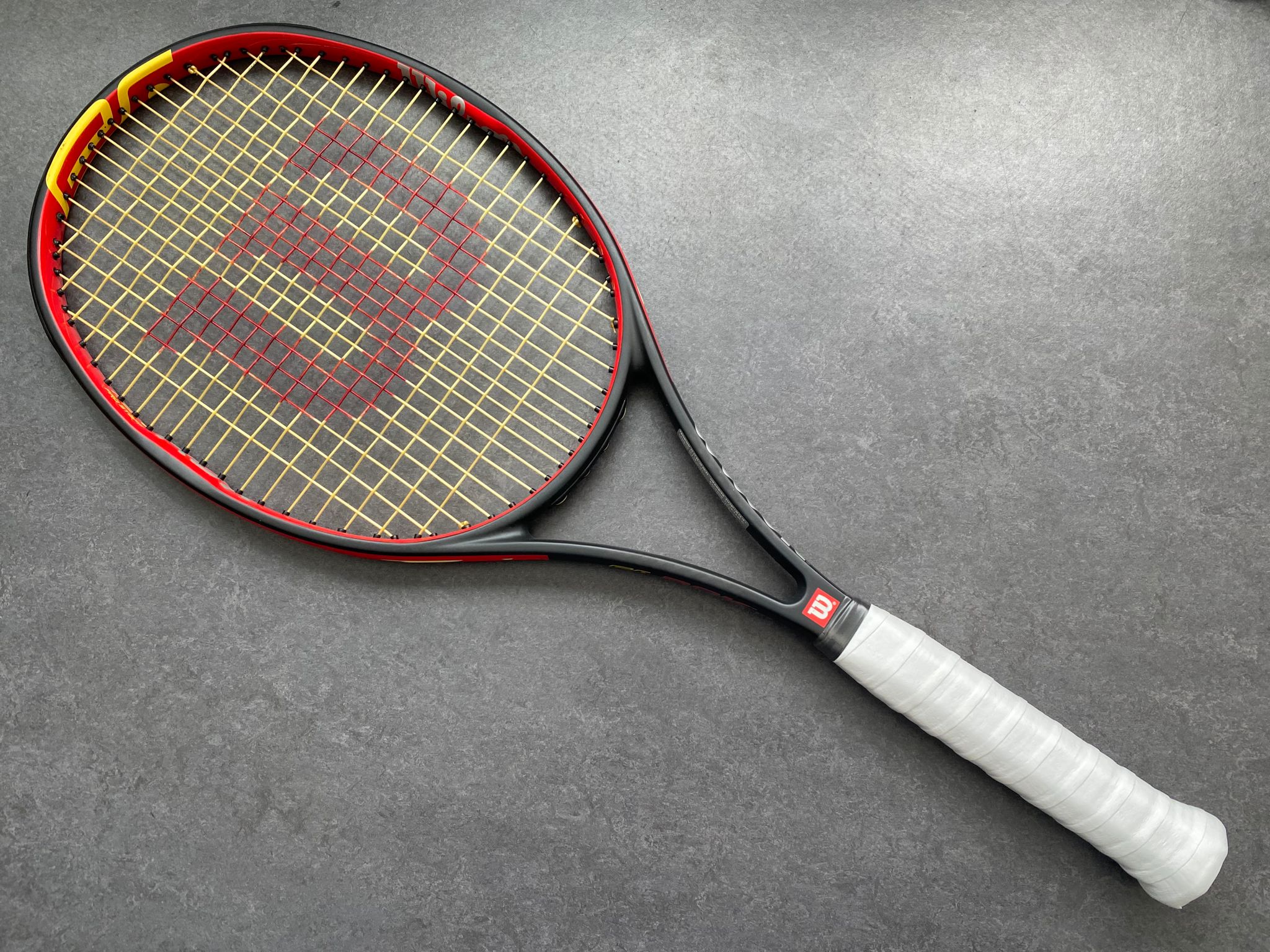 Wilson Pro Stock Pro Staff Rok 98 (18X20) – ProStockTennis