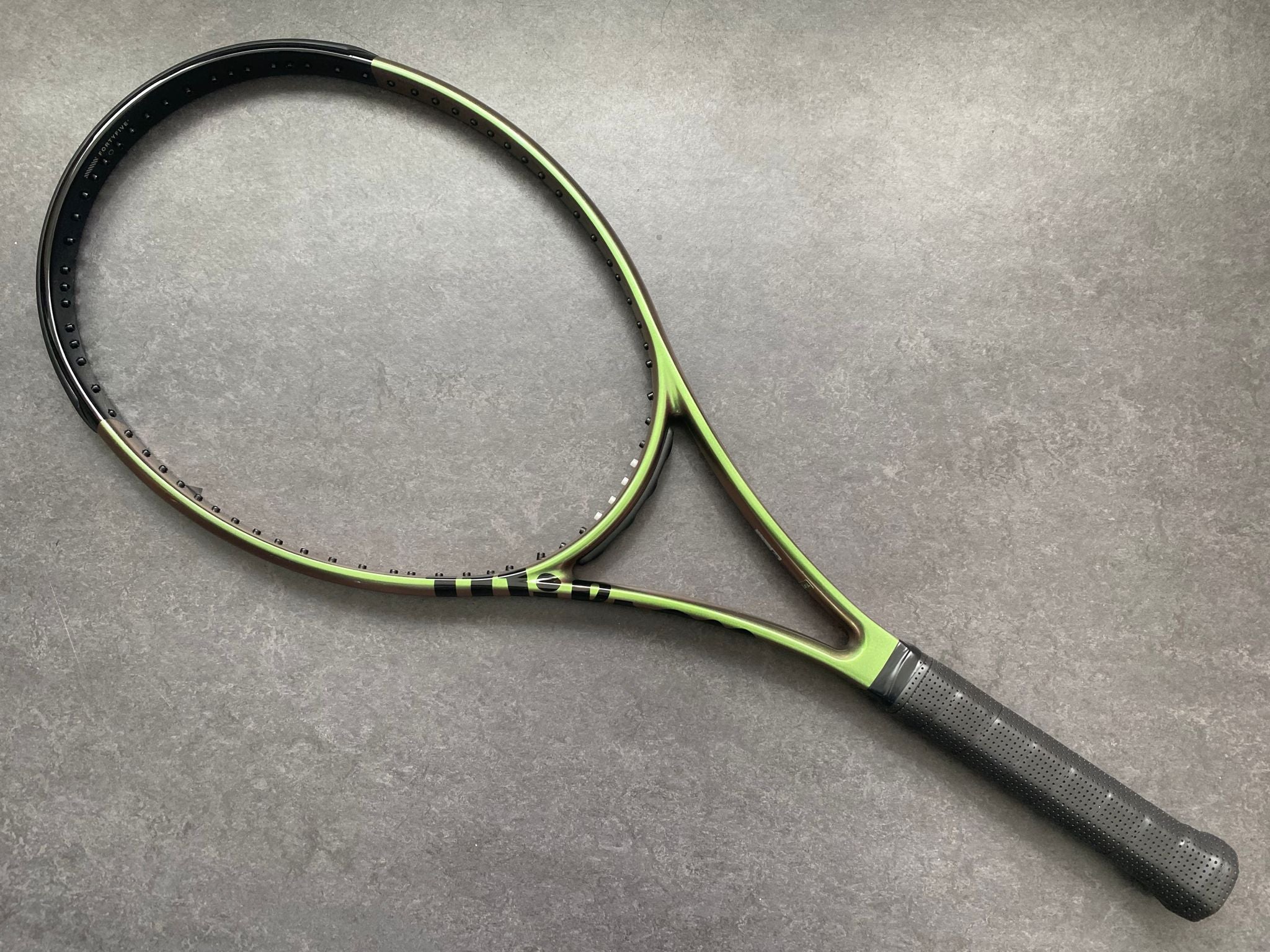 Wilson Pro Stock Steam 100 (16X20) – ProStockTennis