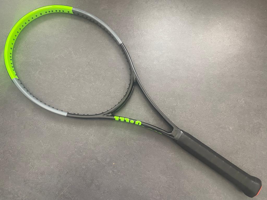Wilson Blade H22 98 18/20 G4 プロストック Wilson H22 Blade 98 XL (18x20) – ProStockTennis