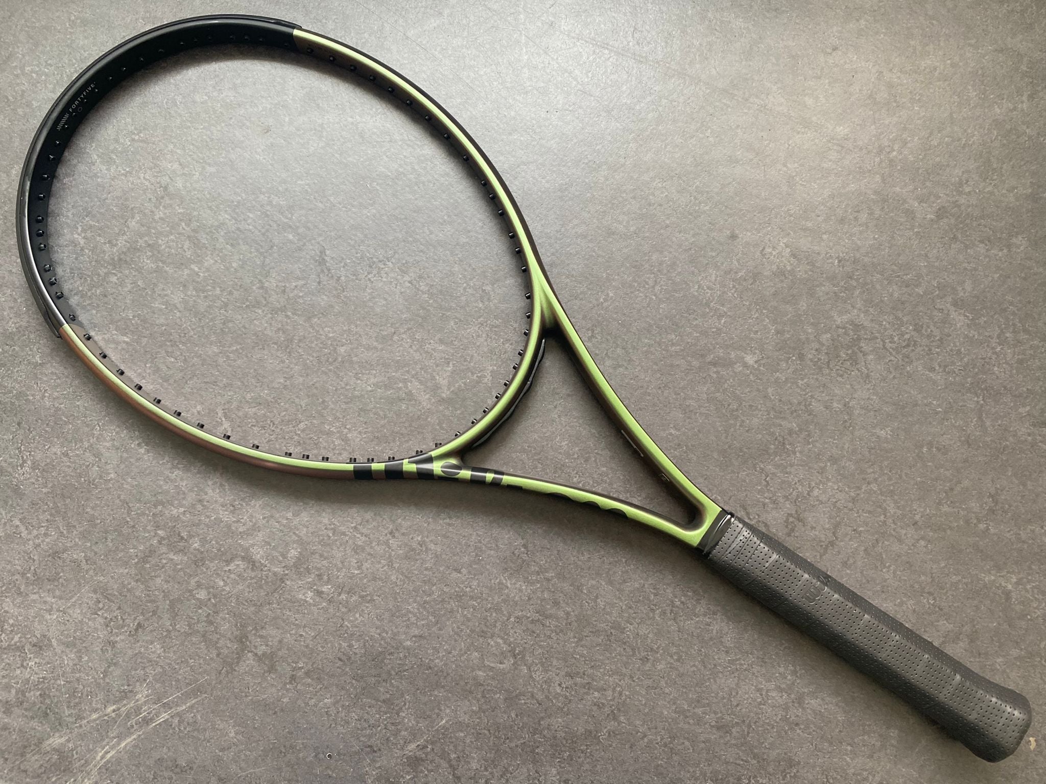 Wilson Pro Stock Blade 98S (18X16) – ProStockTennis