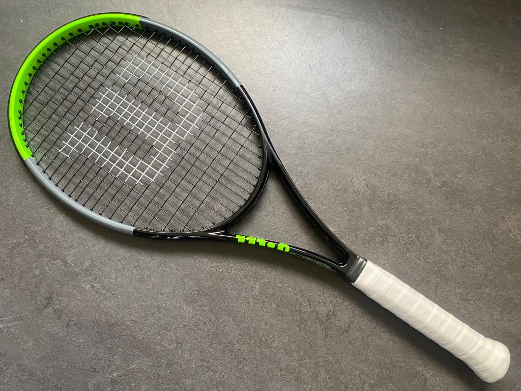 Wilson Pro Stock Blade 98 (18X20) – ProStockTennis