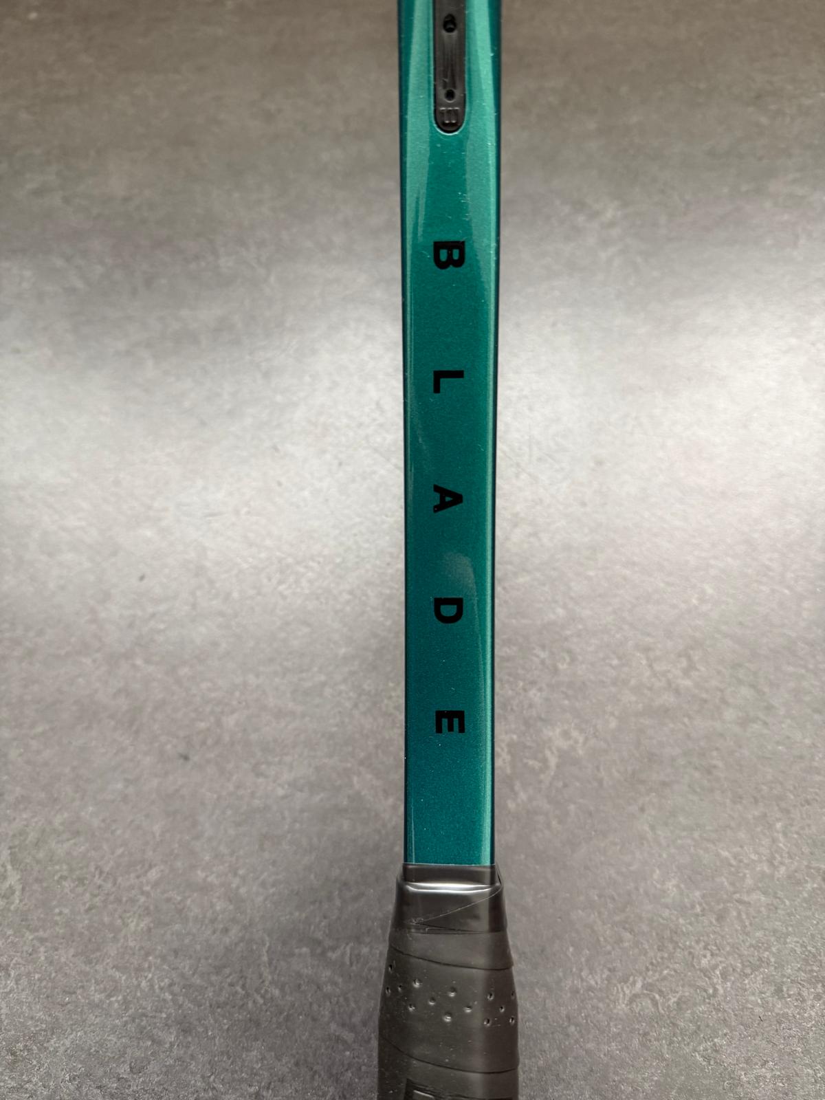 Wilson Pro Stock Blade 98 (18X19)