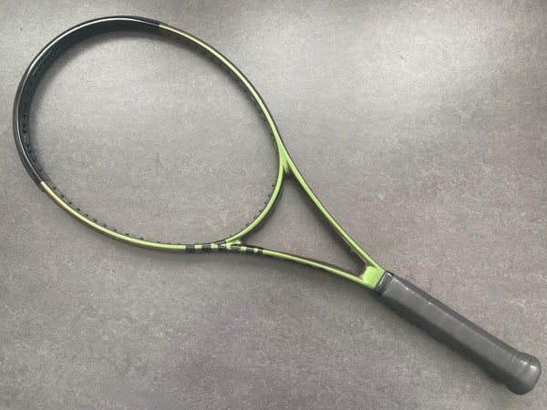 Racchetta tennis wilson burn fst 99 manico 2 - tennis in vendita a Racchetta tennis wilson burn fst 99 manico 2 - tennis in vendita a