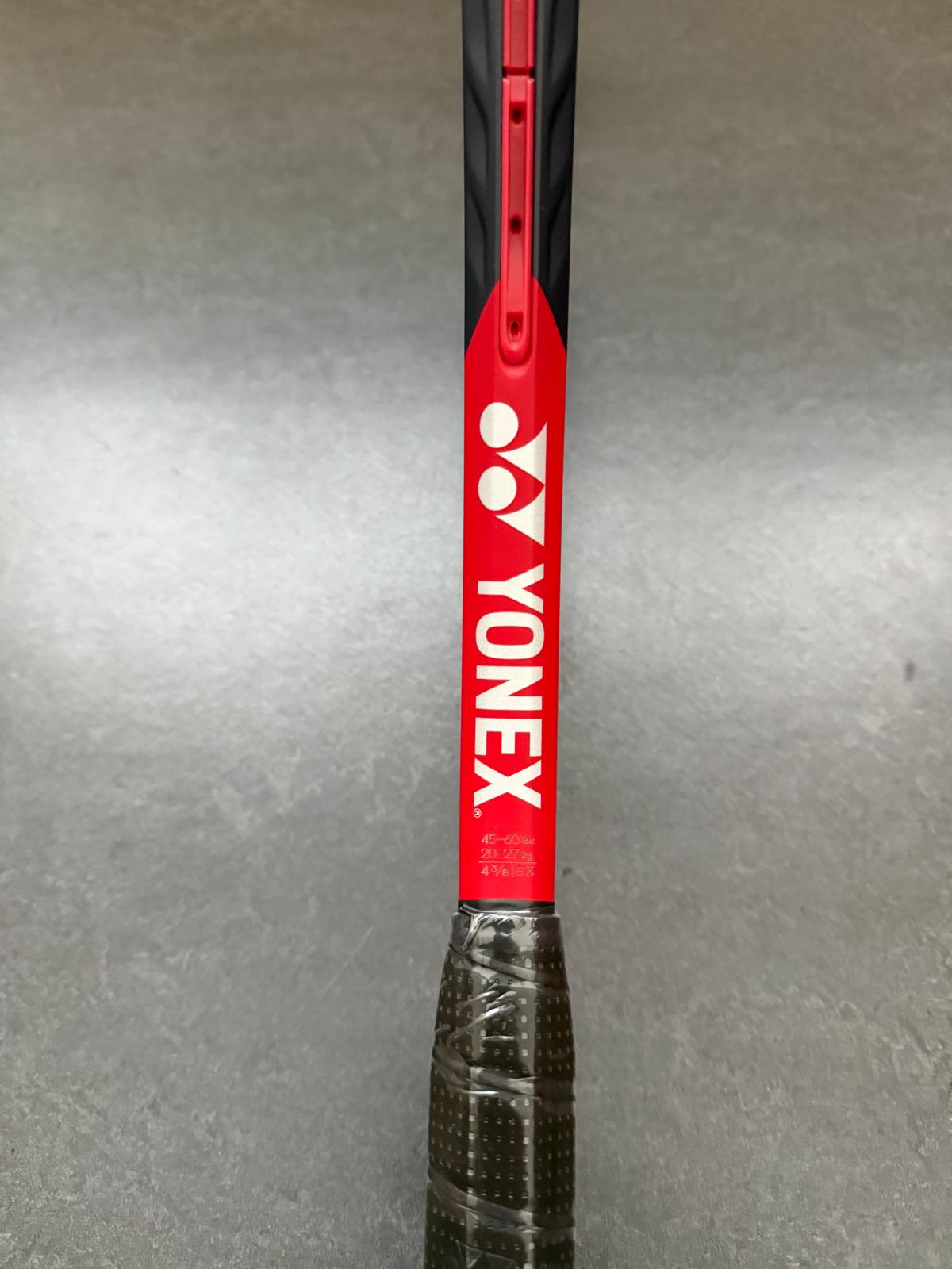 Yonex Pro Stock VCORE 100 (16X19)