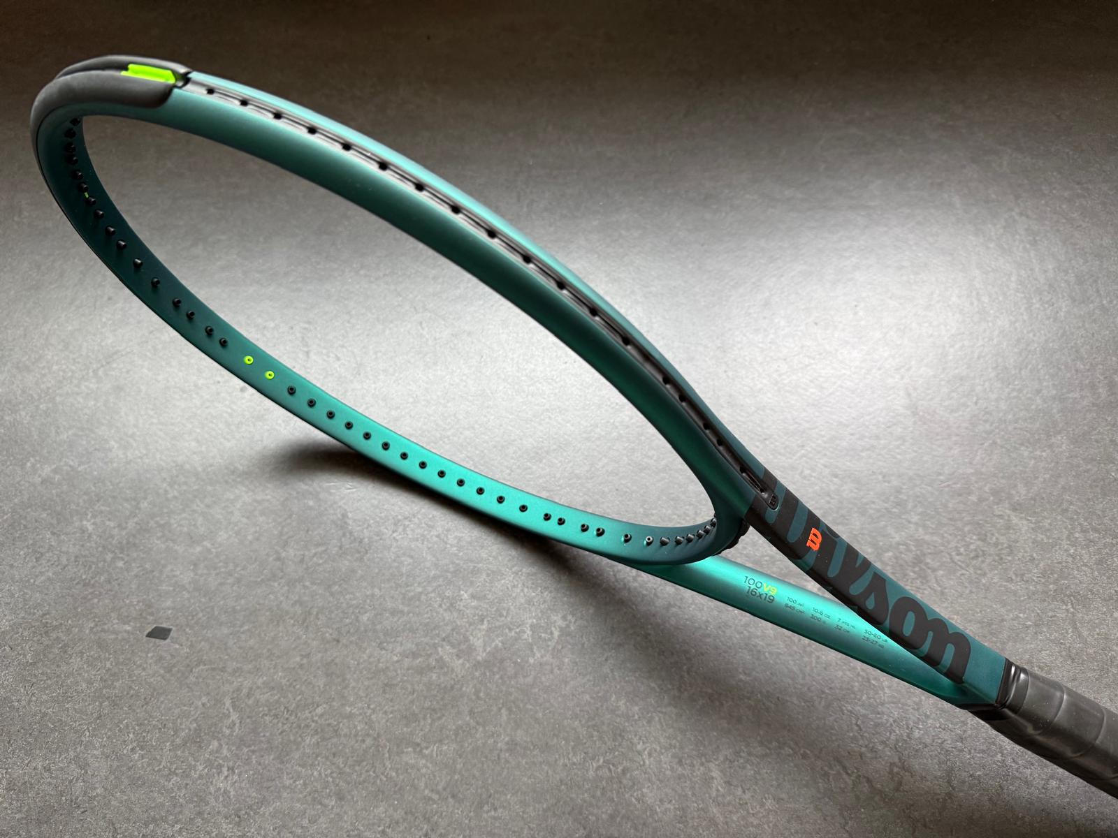 Wilson Pro Stock Blade 100 (16X19)