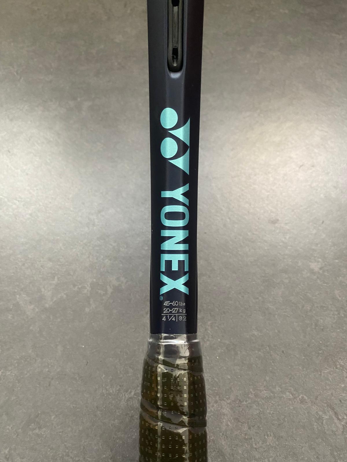 Yonex Pro Stock EZONE 100 (16X19)