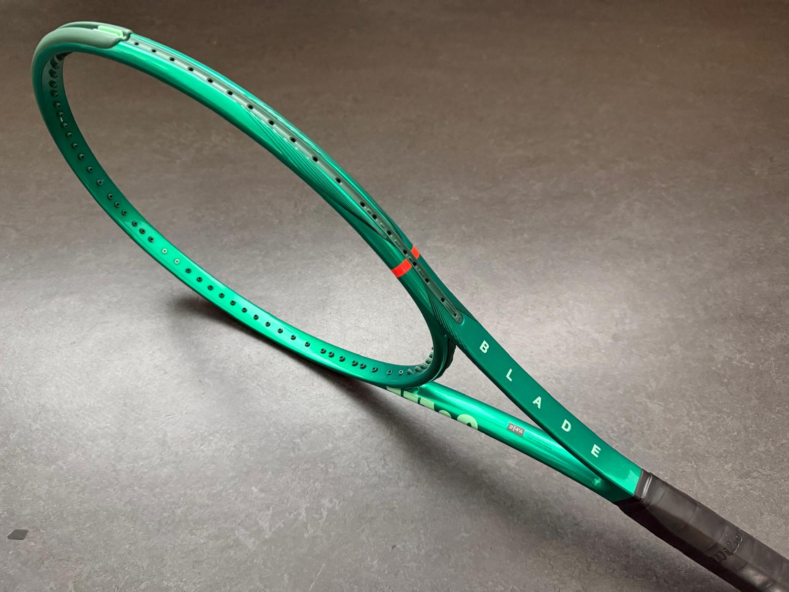 Wilson Pro Stock Blade 98 (18X19)