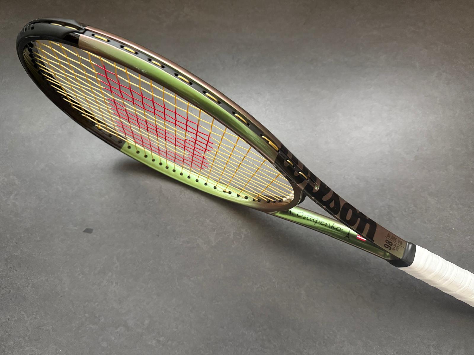 Jeļena Ostapenko Personal Wilson Steam 100 (16X20)