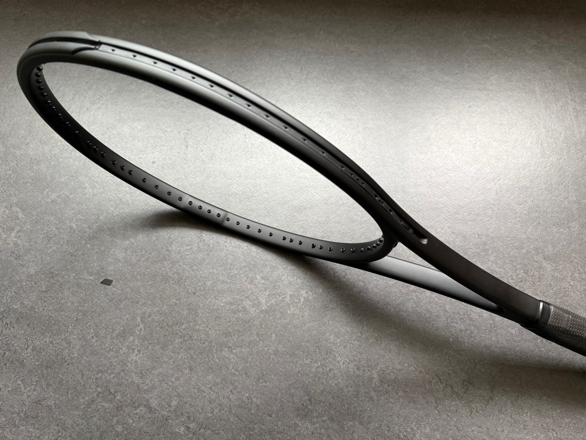 Wilson Pro Stock Pro Staff 97 Blacked Out (16X19)