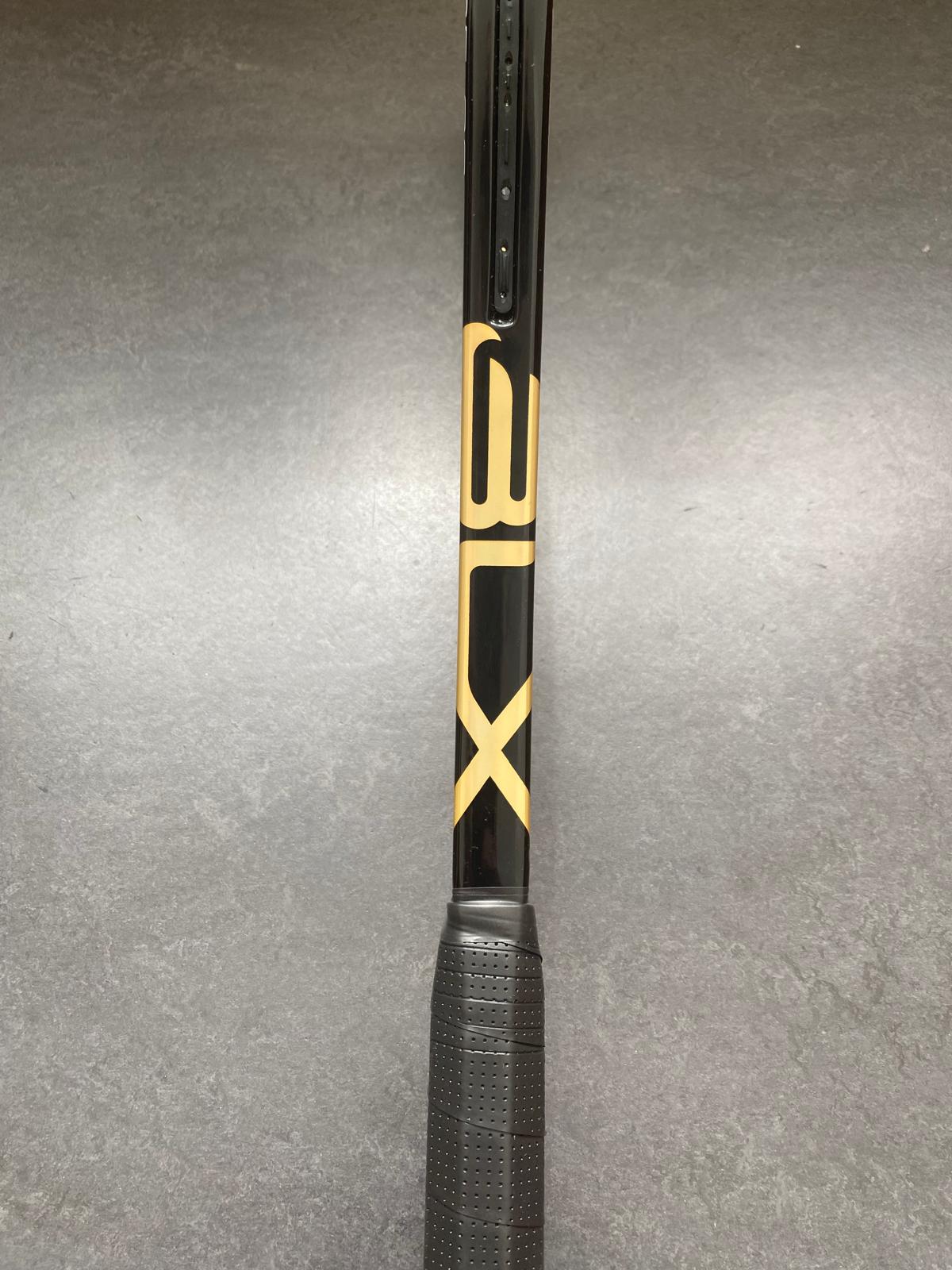 Wilson H22 XL (18X20)