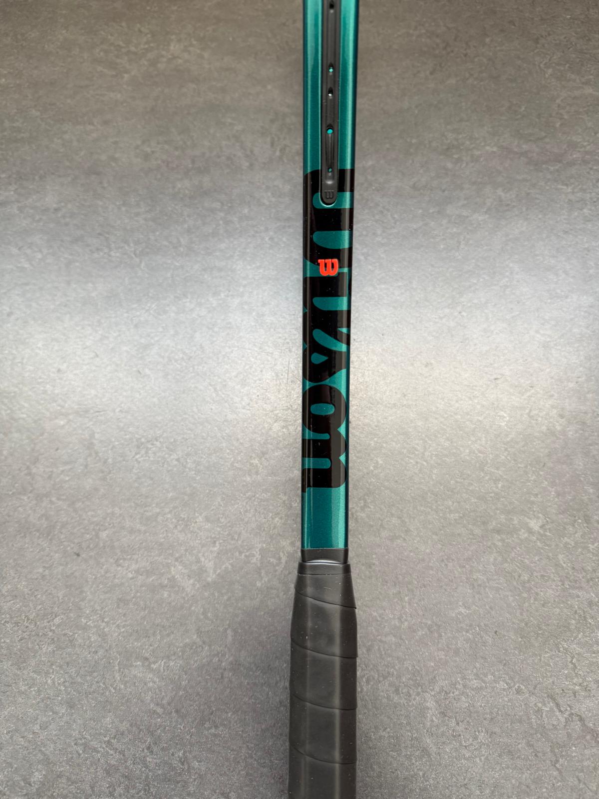 Wilson H22 (16X19)
