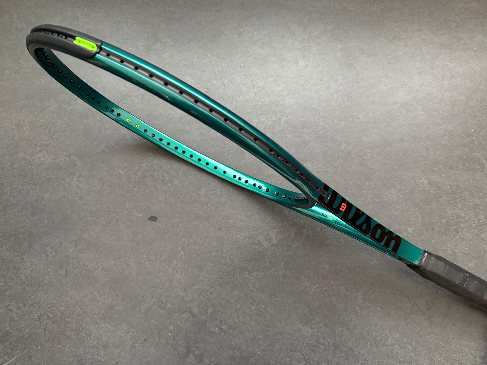 Wilson Pro Stock Blade 98 (18X19)