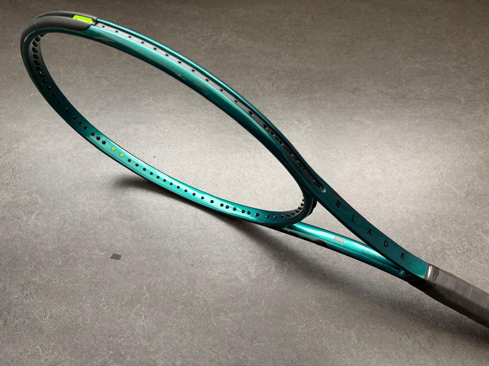 Wilson Pro Stock Blade 98 (18X20)