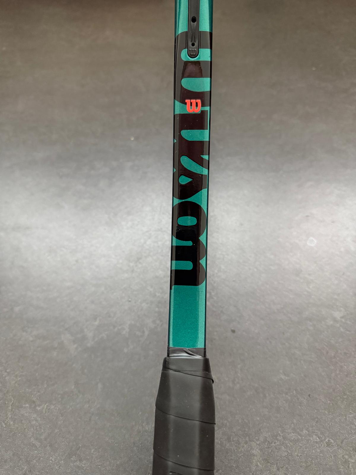 Wilson Pro Stock Blade 98 (18X19)