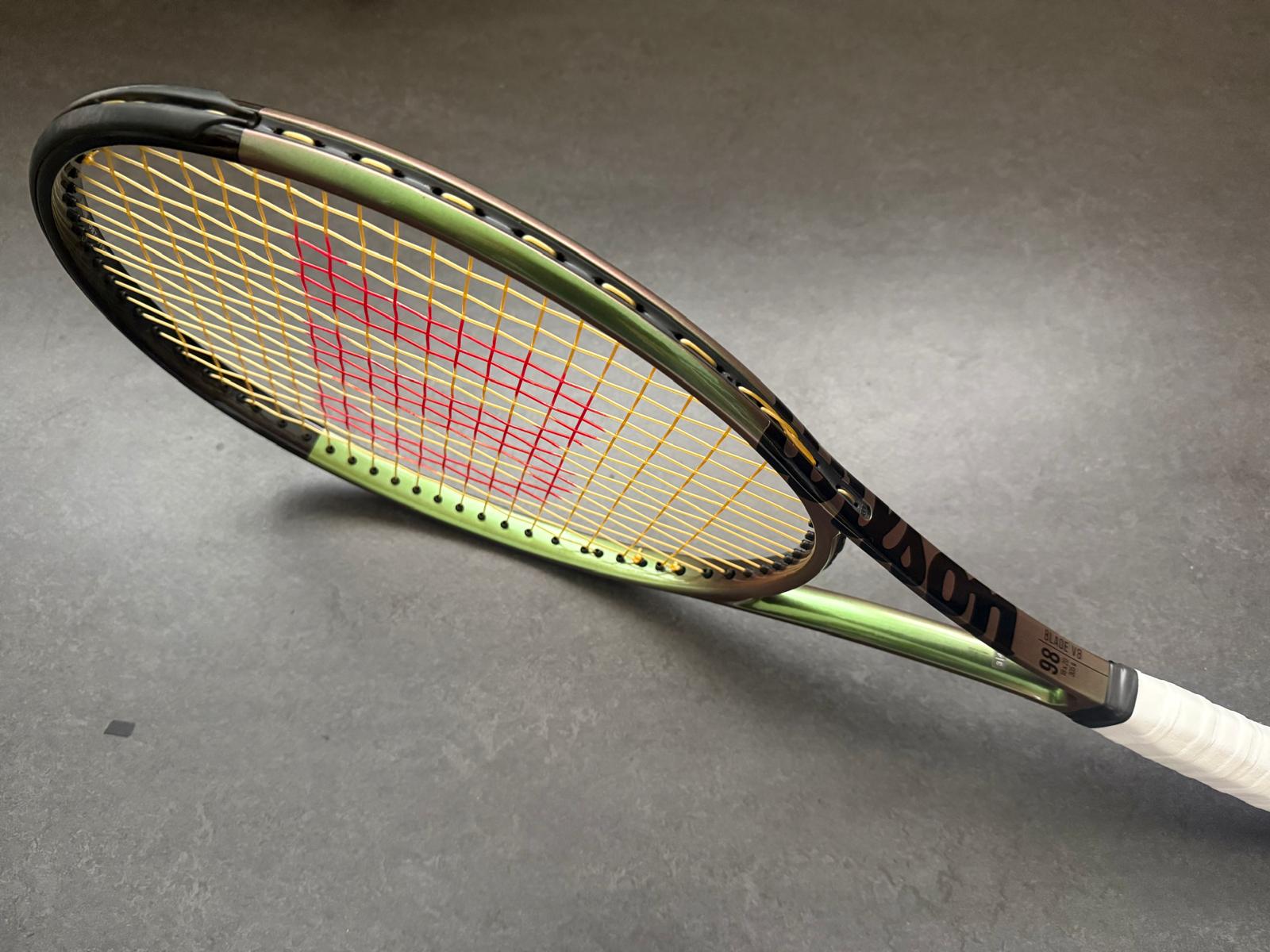 Wilson Pro Stock Blade 98 (18X19)