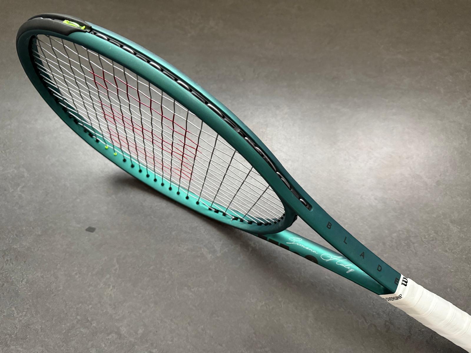 Simona Halep Personal Wilson Steam 99 (16X18)
