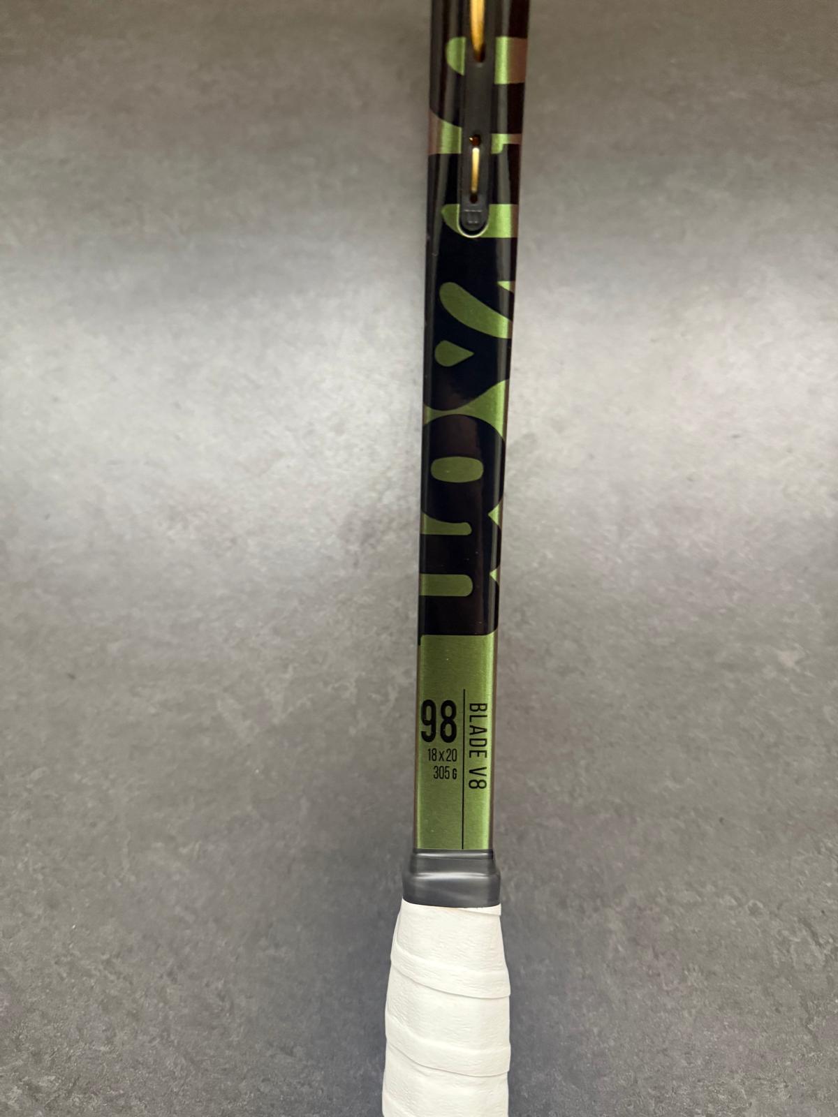 Wilson Pro Stock Blade 98 (18X19)