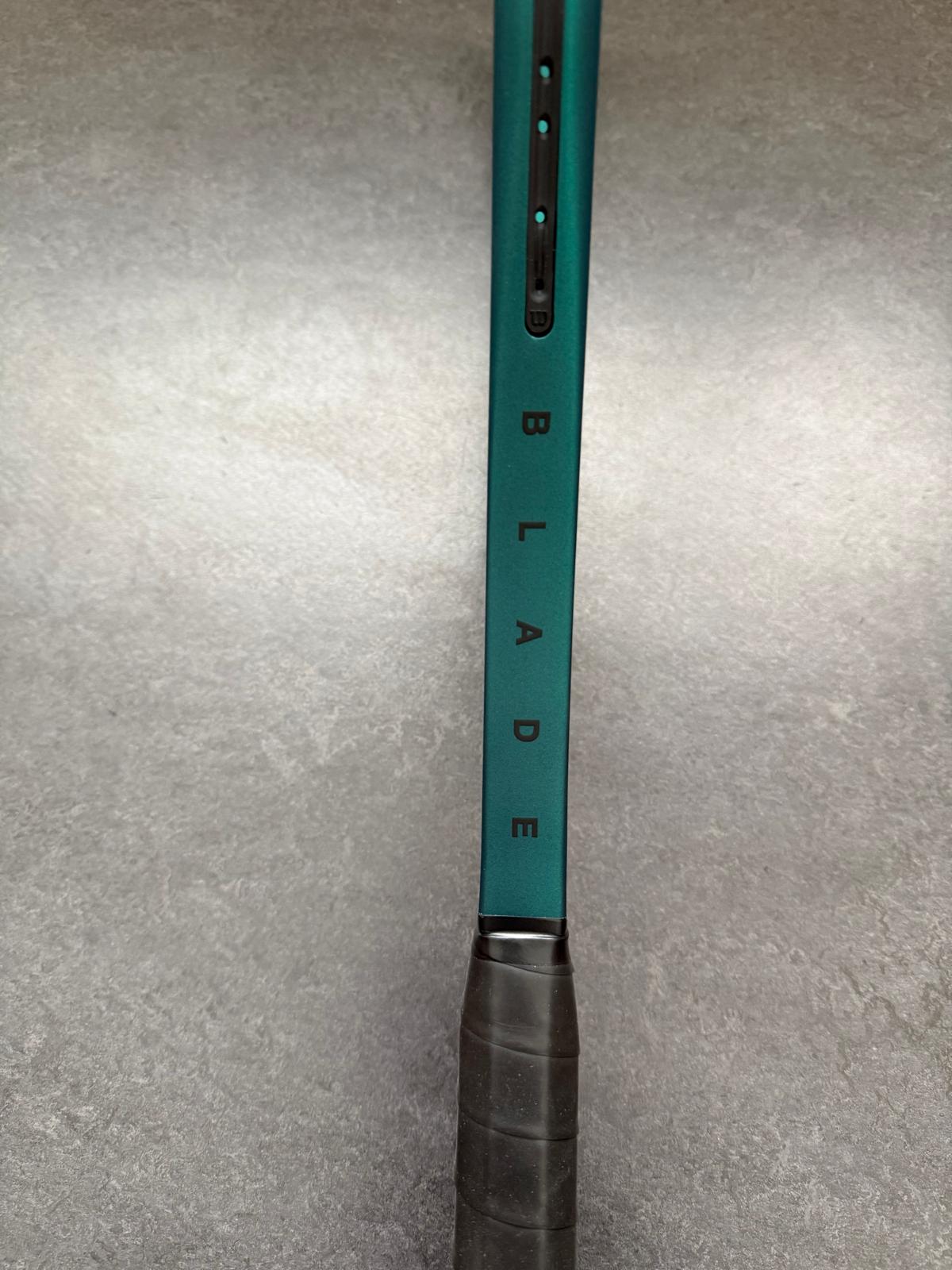 Wilson Pro Stock Blade 100 (16X19)