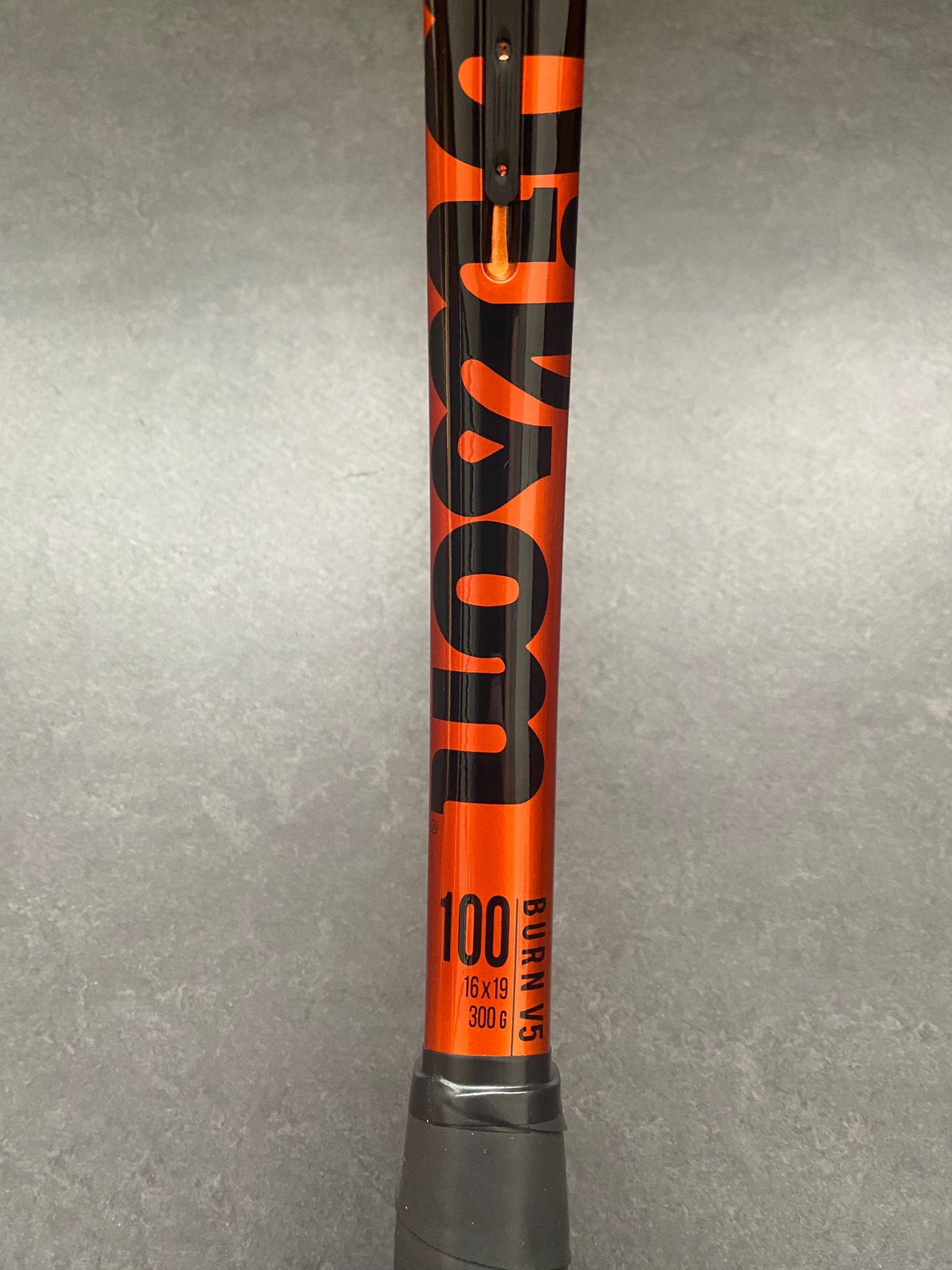 Wilson Pro Stock Burn 100 (16X19)