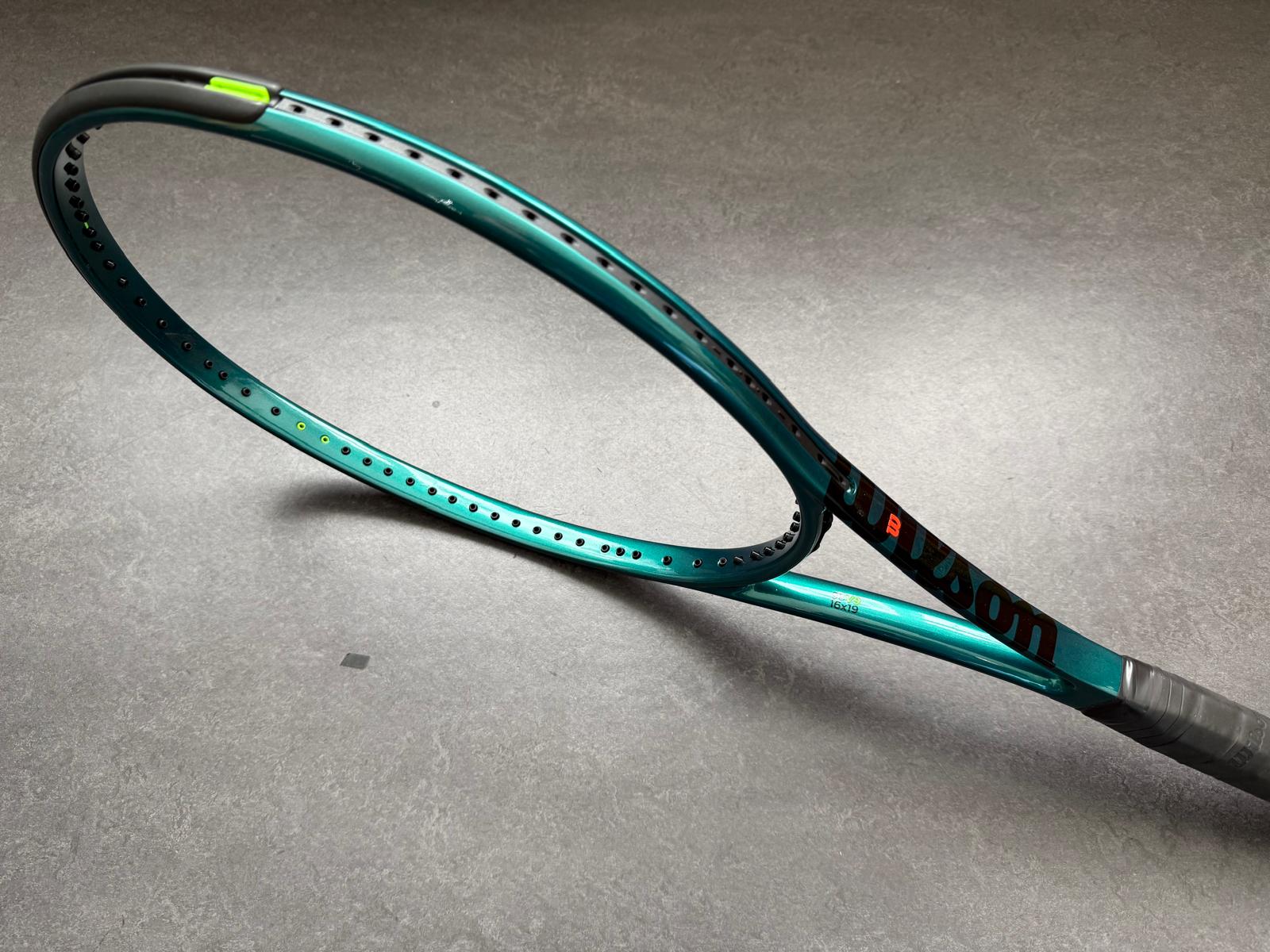 Wilson Pro Stock Blade 98 (16X19)