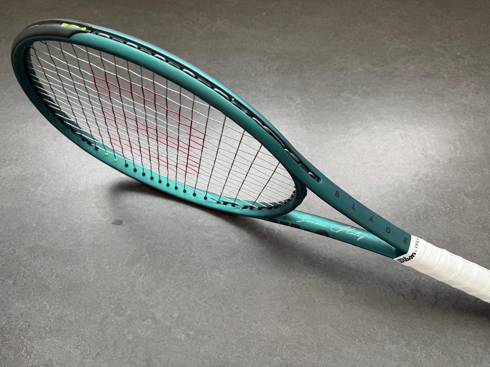 Simona Halep Personal Wilson Steam 99 (16X18)