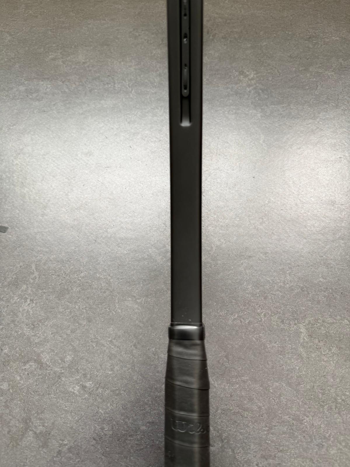 Wilson Pro Stock Pro Staff 97 Blacked Out (16X19)