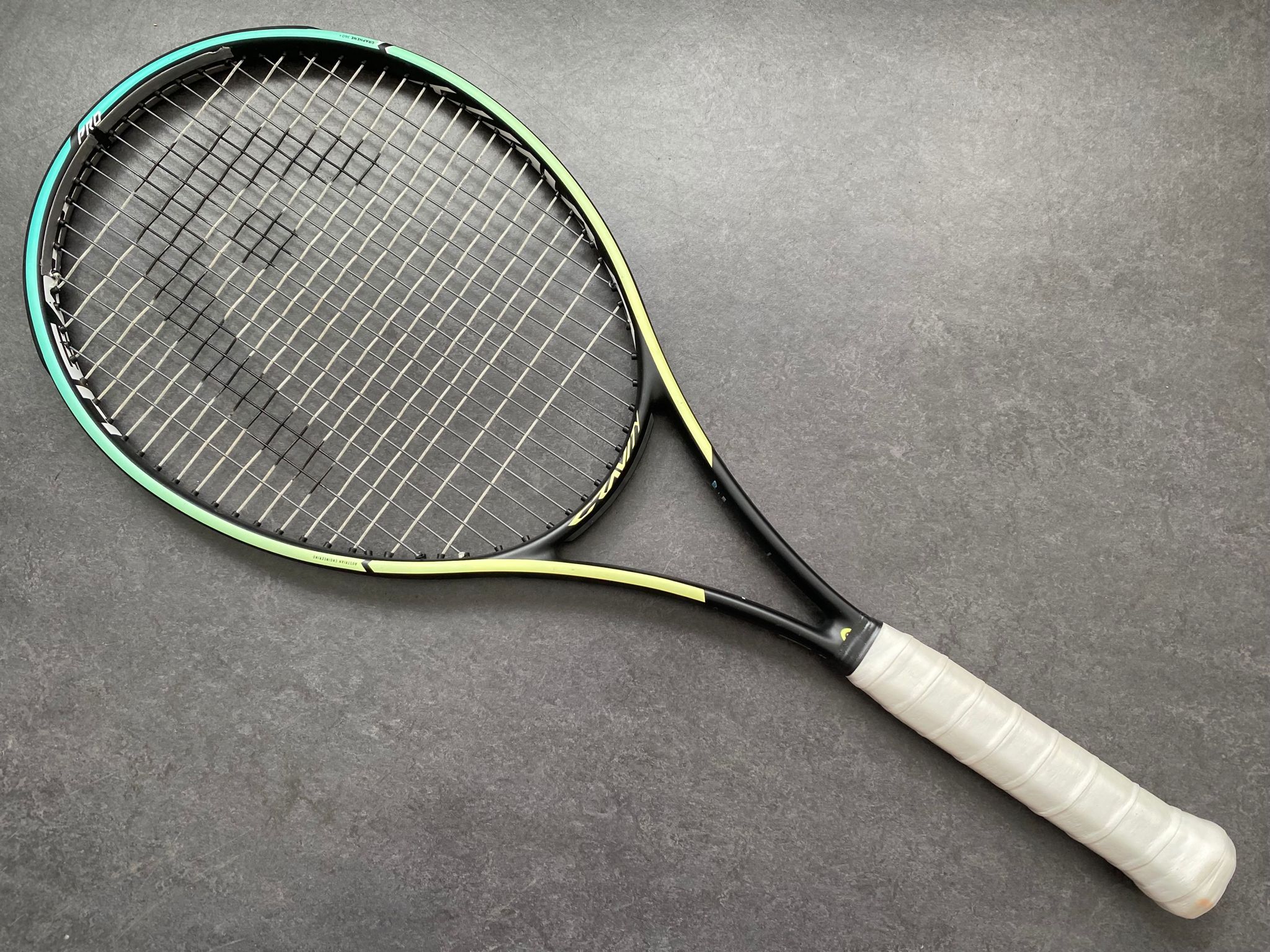 Head TGT344.4 Gravity Graphene 360+ Pro 2021 (18X20)
