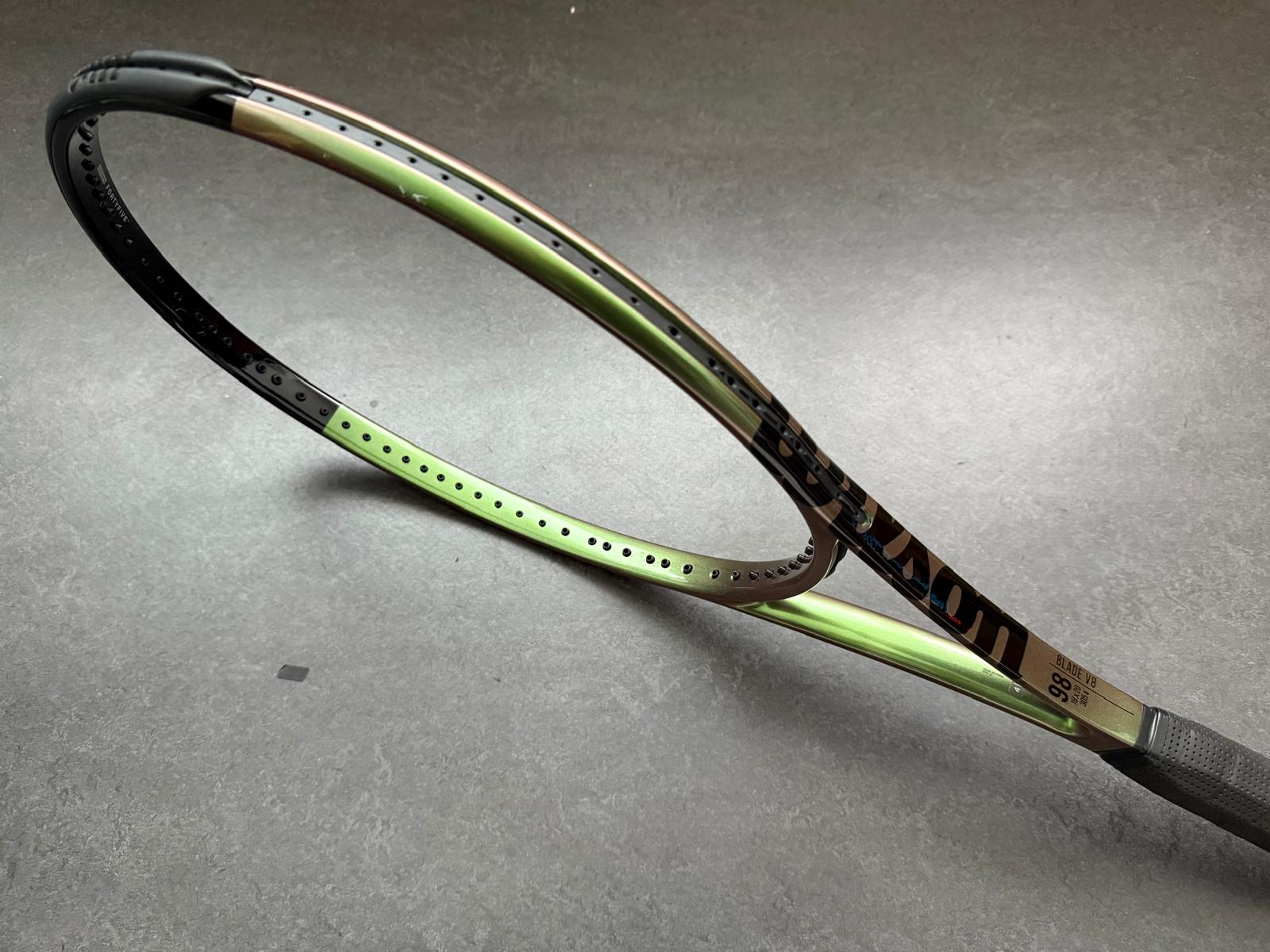 Wilson Pro Stock Blade 98 (18X20) – ProStockTennis