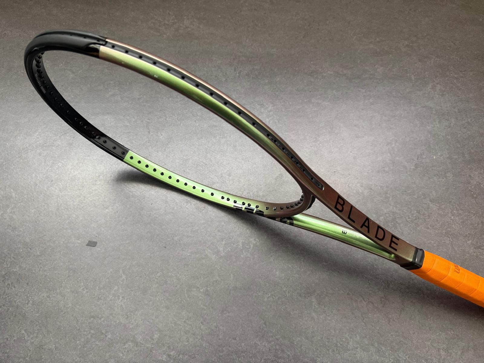 Wilson Pro Stock Blade 98 (18X19)