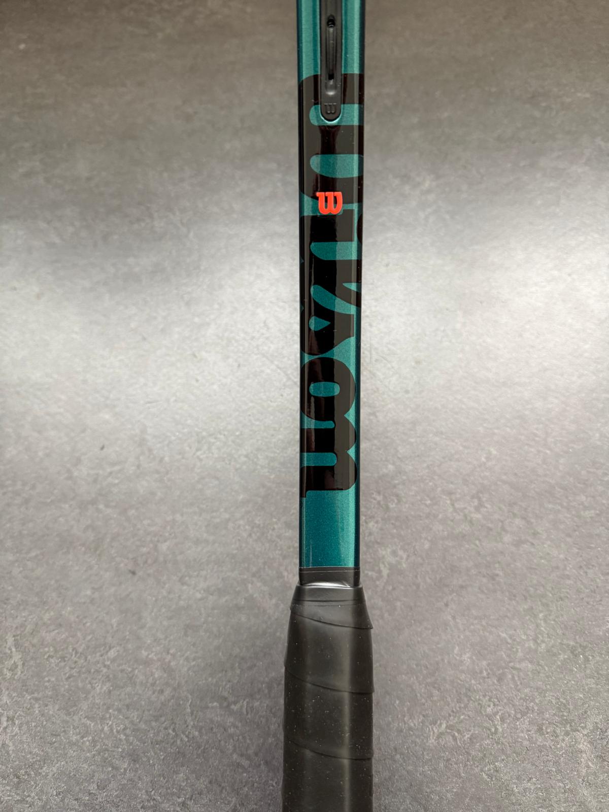 Wilson H22 (16X19)