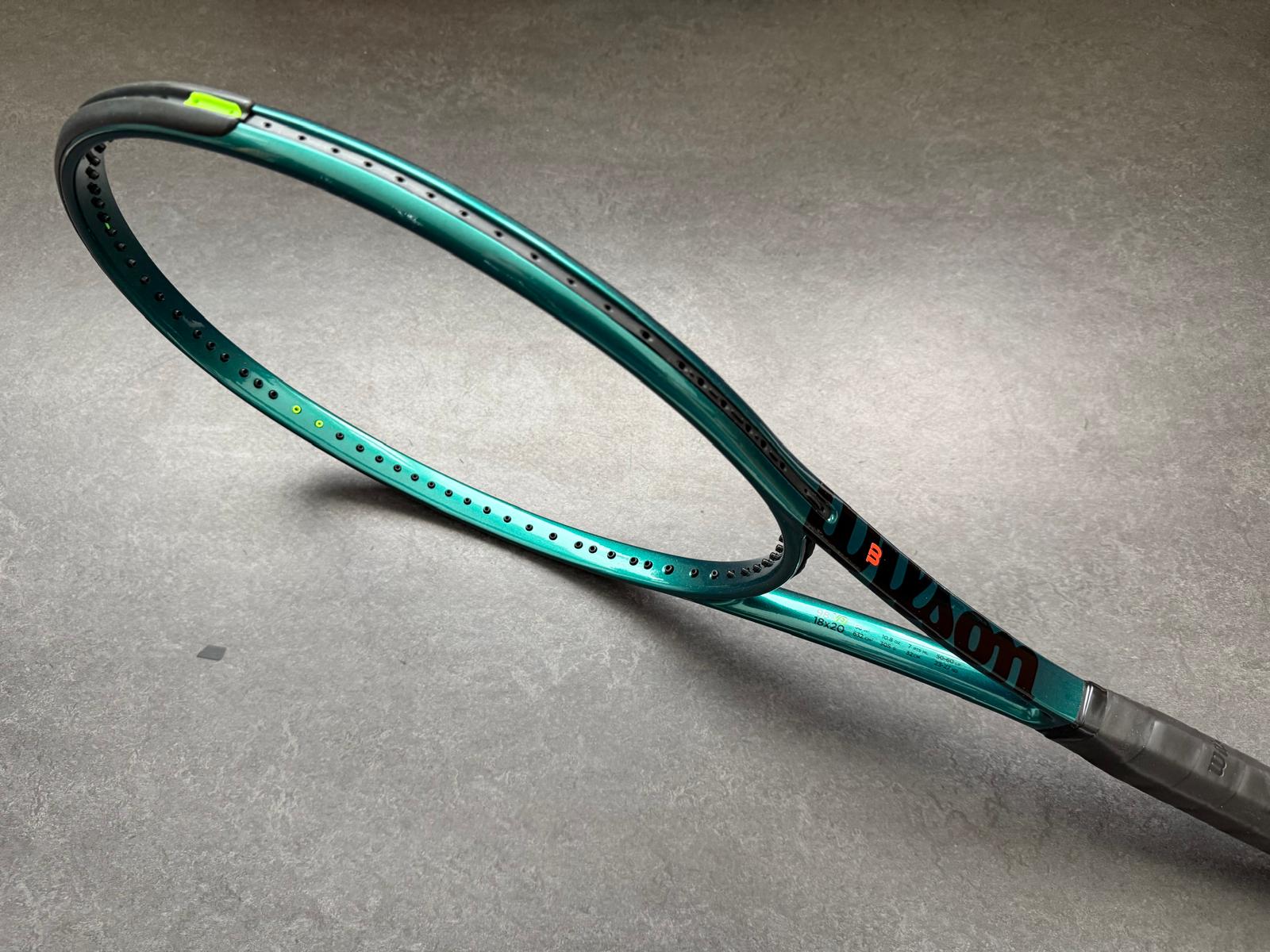 Wilson Pro Stock Blade 98 (18X20)