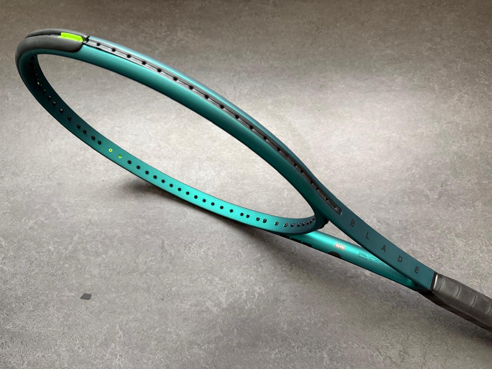 Wilson Pro Stock Blade 100 (16X19)