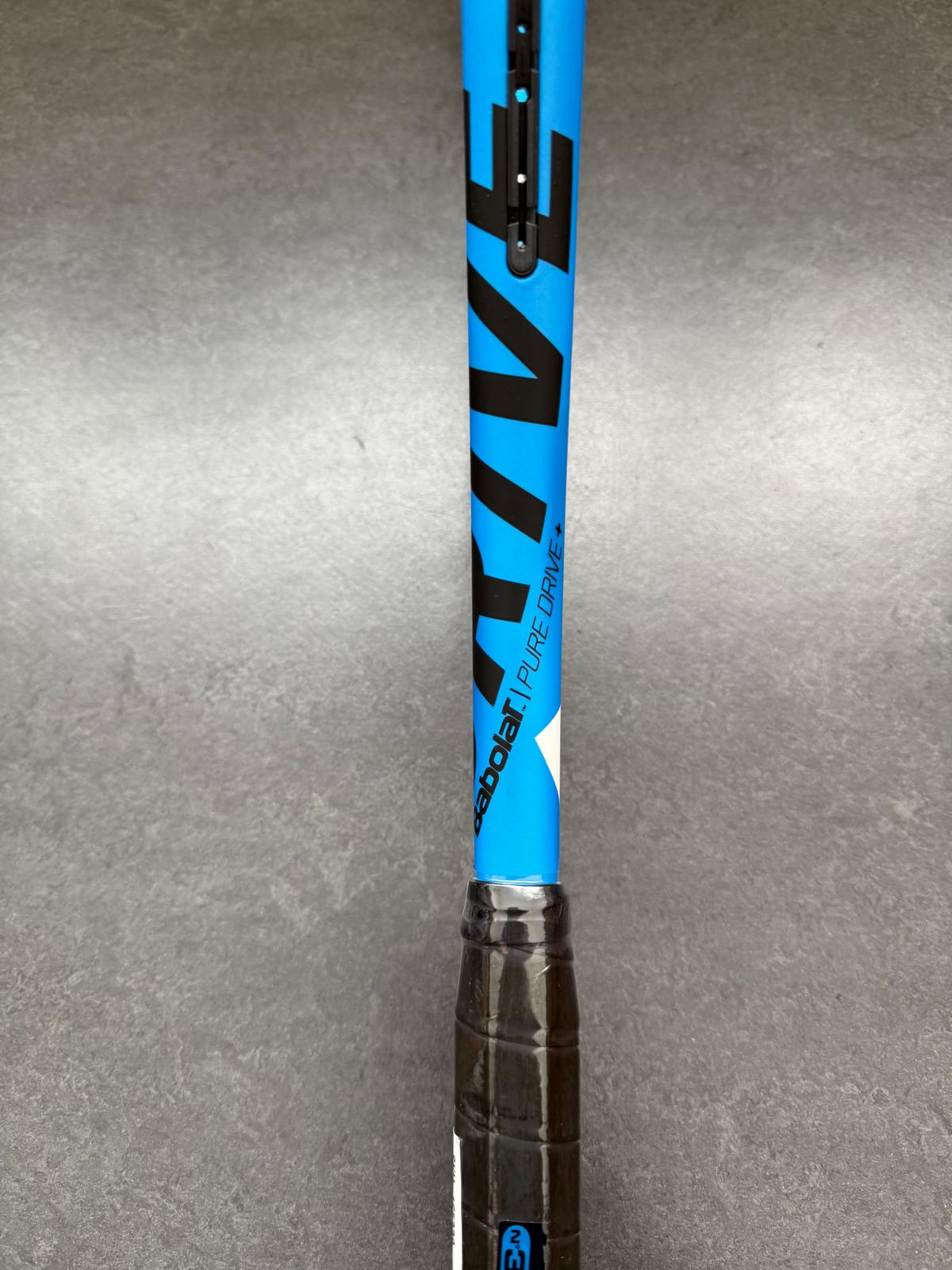 Babolat Pro Stock Pure Drive+ 18 (16X19)