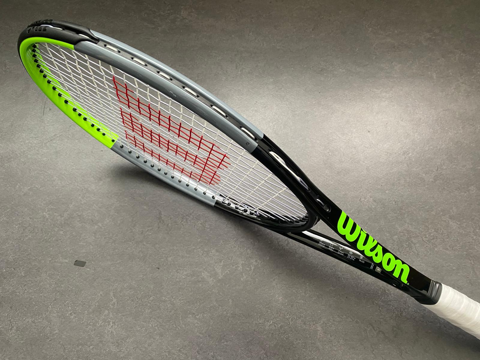 Wilson Pro Stock Blade 98 (18x20)