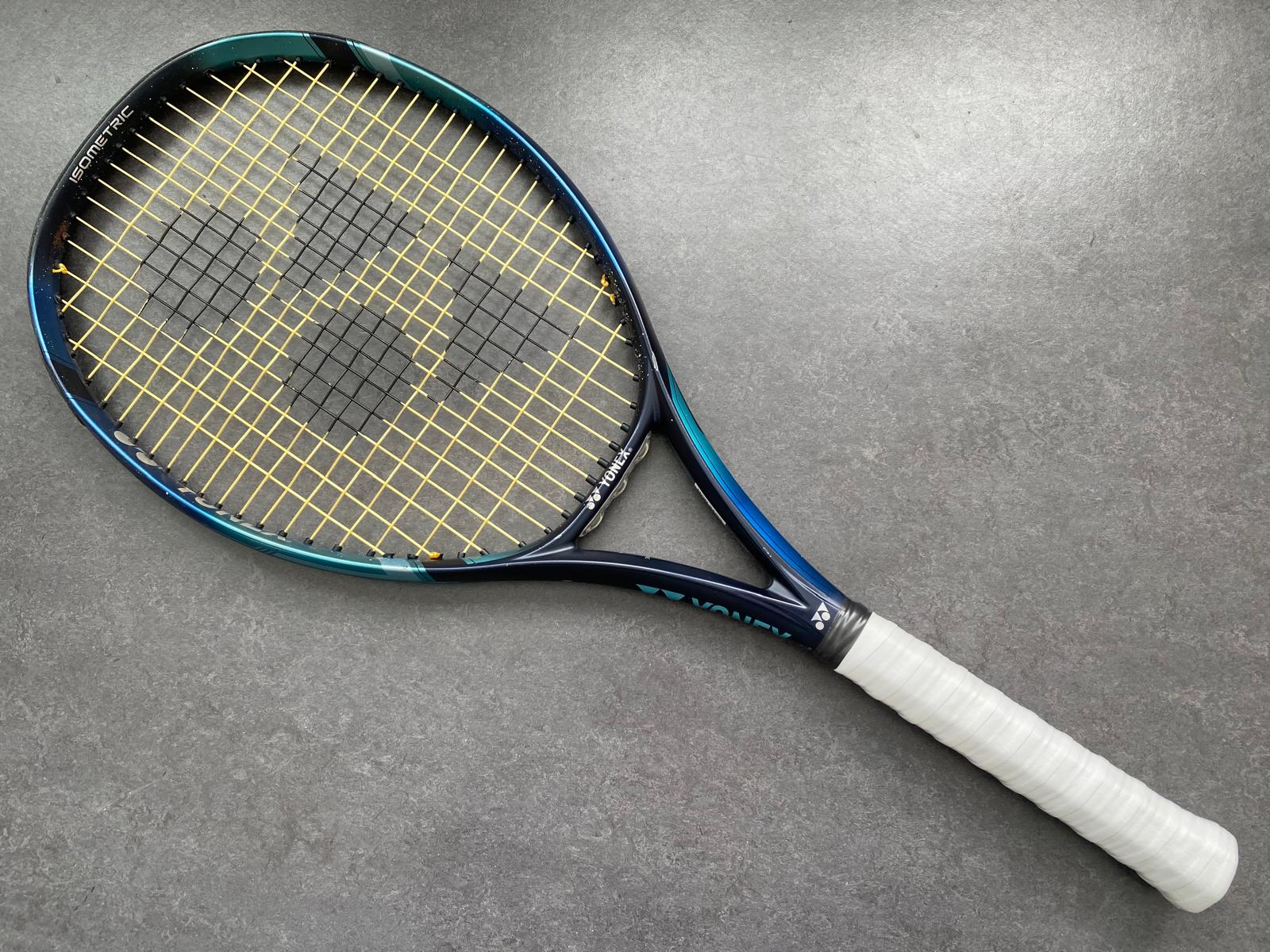 Yonex Pro Stock EZONE 100 (16X19)