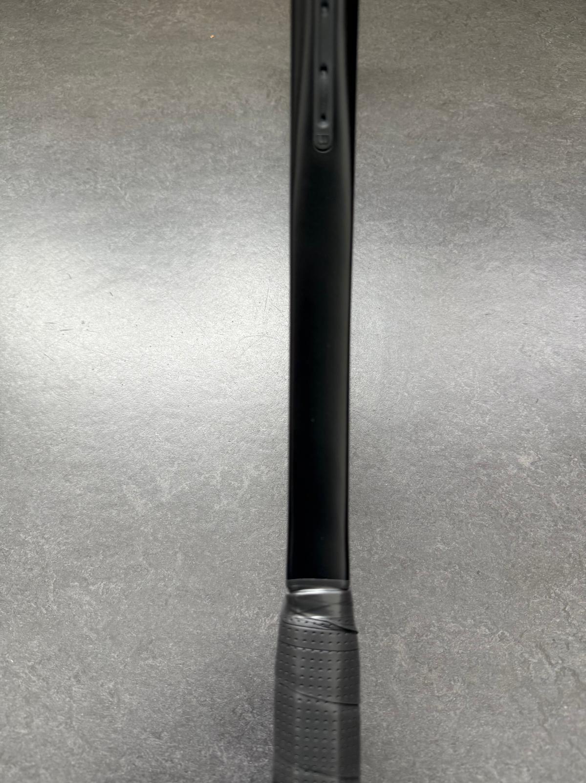 Wilson Pro Stock Blade 100 (16X19)