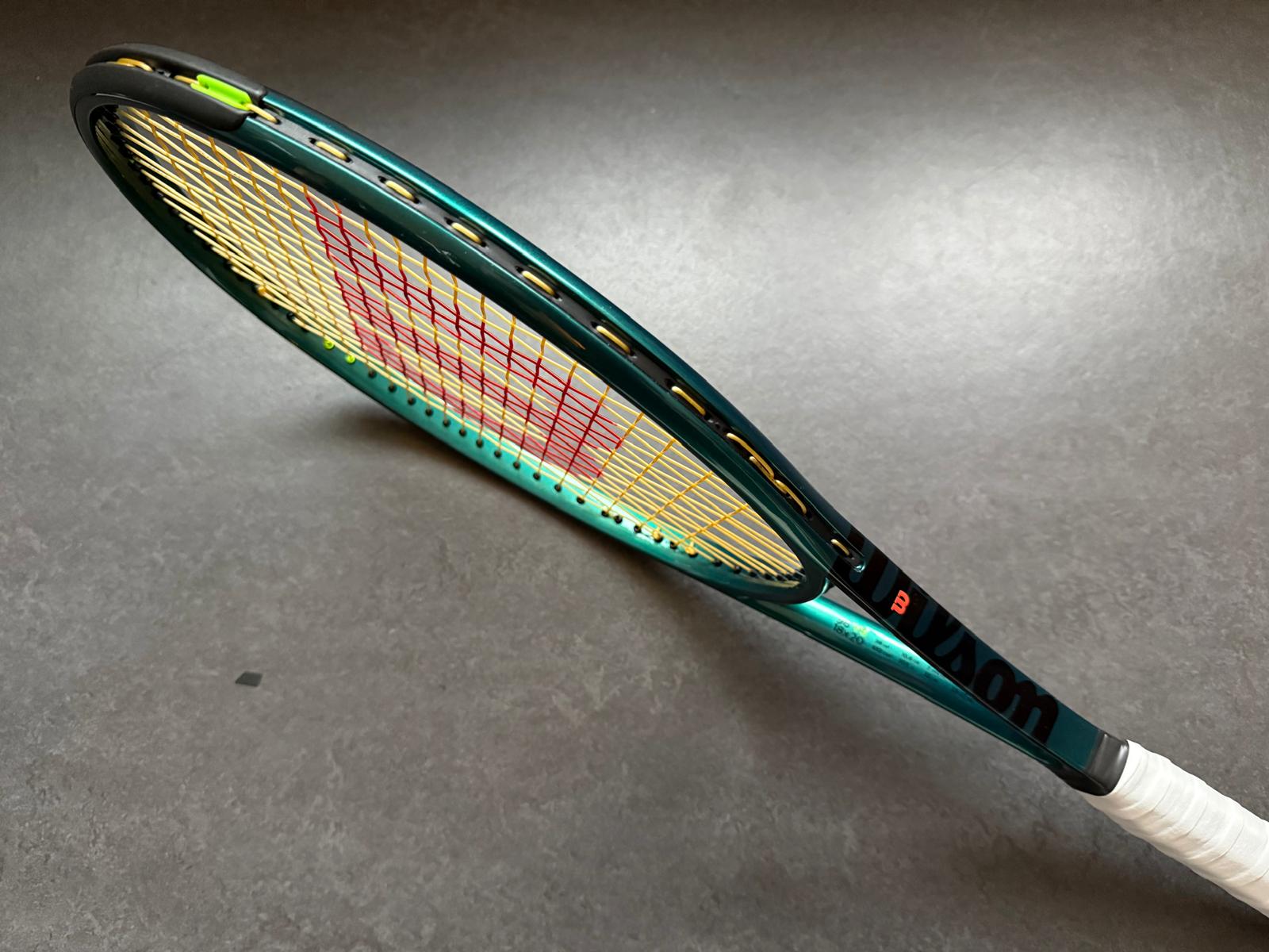 Stéfanos Tsitsipás Personal Wilson Pro Stock Blade 98 (18X20)