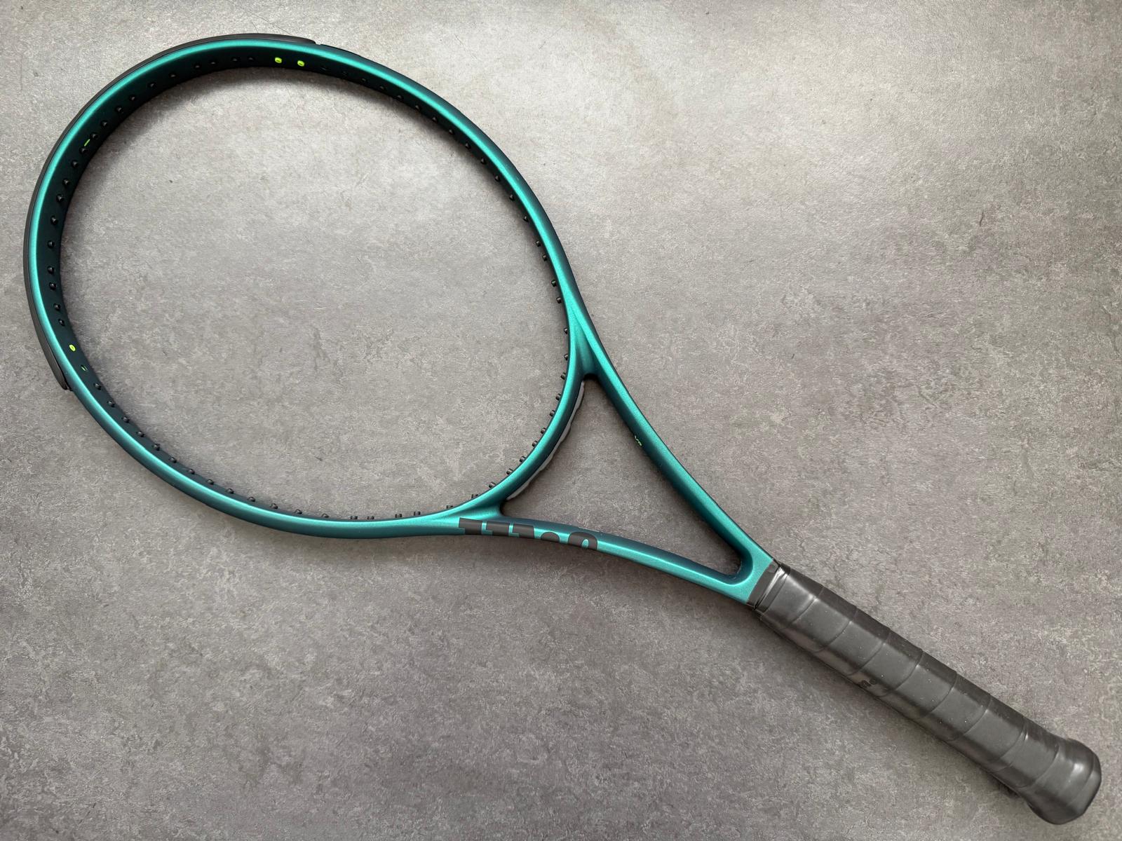 Wilson Pro Stock Blade 100 (16X19)
