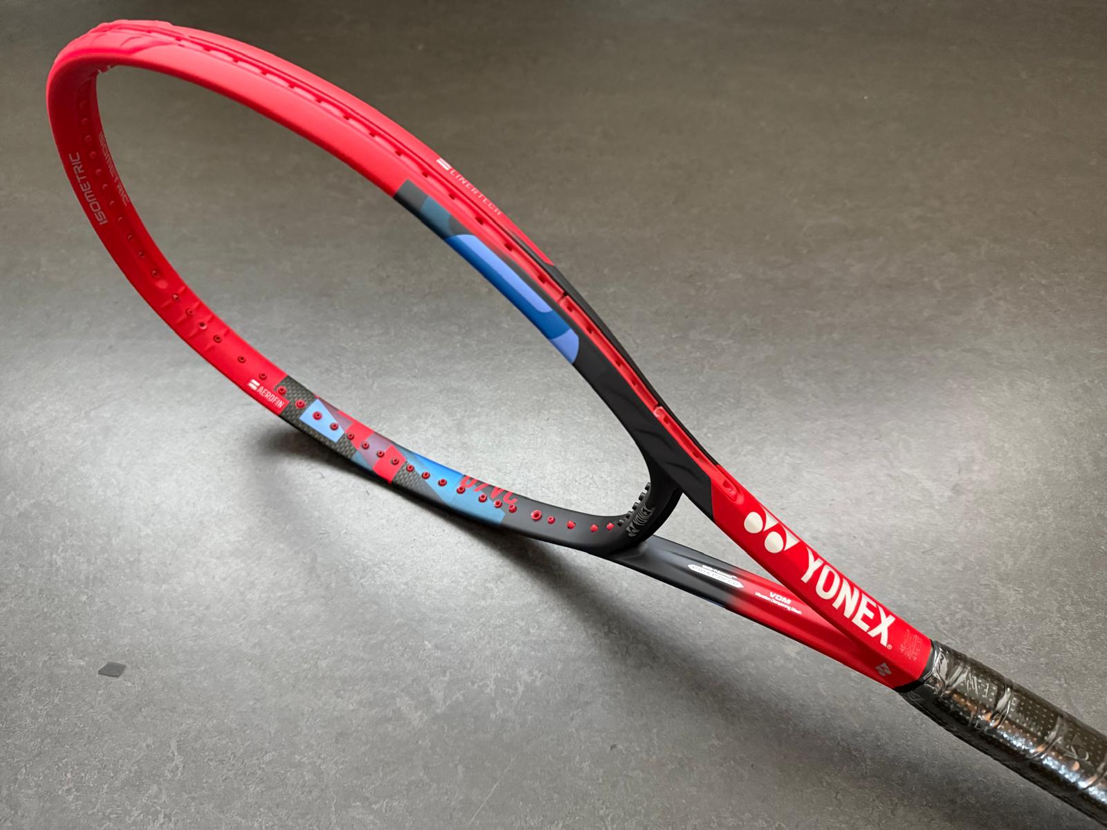 Yonex Pro Stock VCORE 100 (16X19)