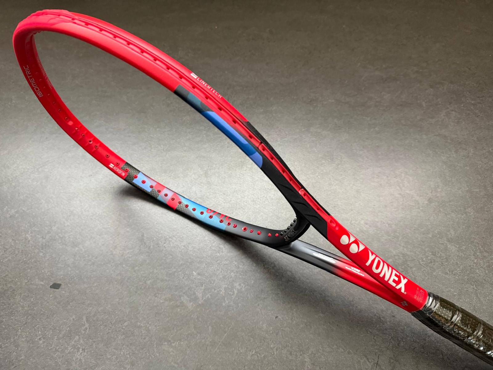 Yonex Pro Stock VCORE 98 (16X19)