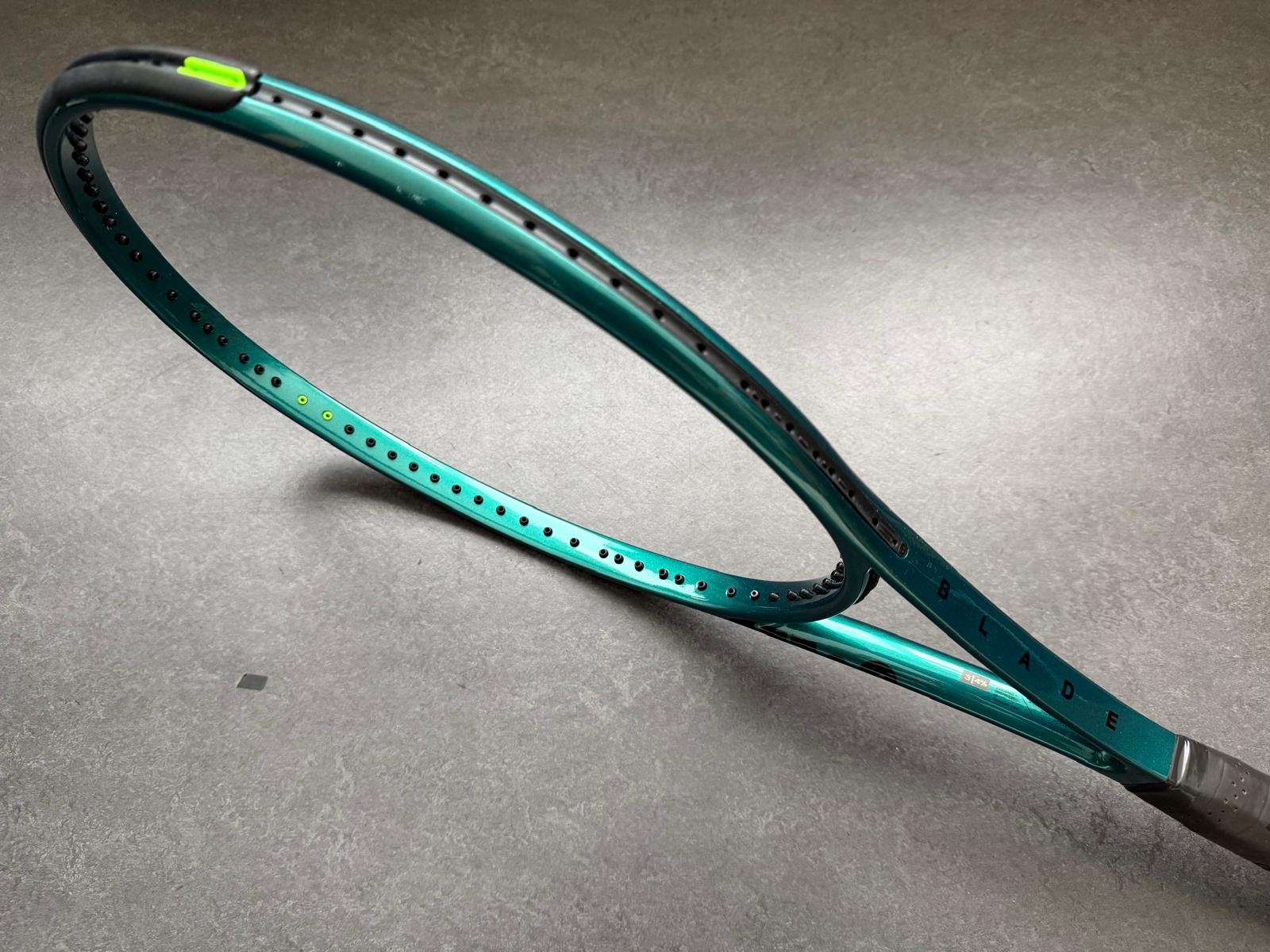Wilson Pro Stock Blade 98 (18X19)