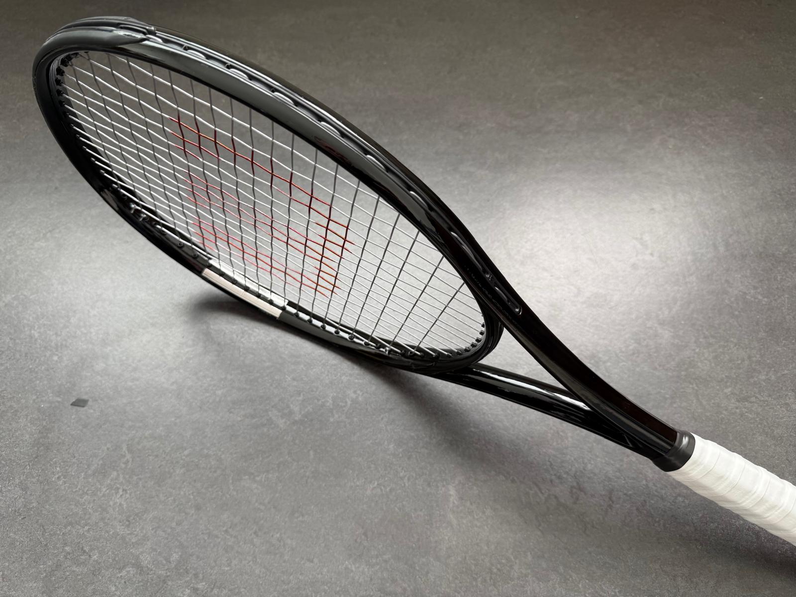 Wilson Pro Stock Python Blacked Out (16X20) – ProStockTennis