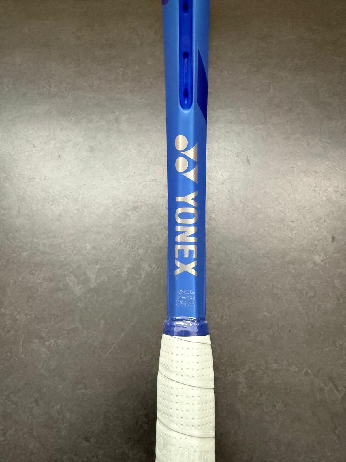 Yonex Pro Stock EZONE 100 (16X19)