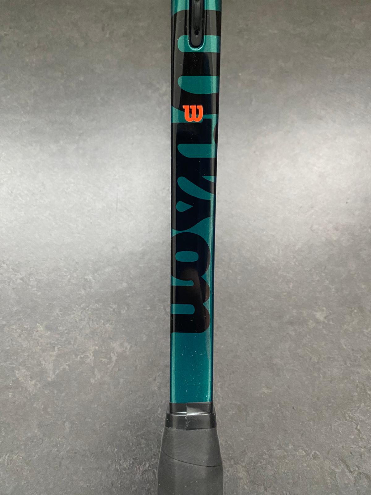 Wilson Pro Stock Blade 98 XL (18x20)