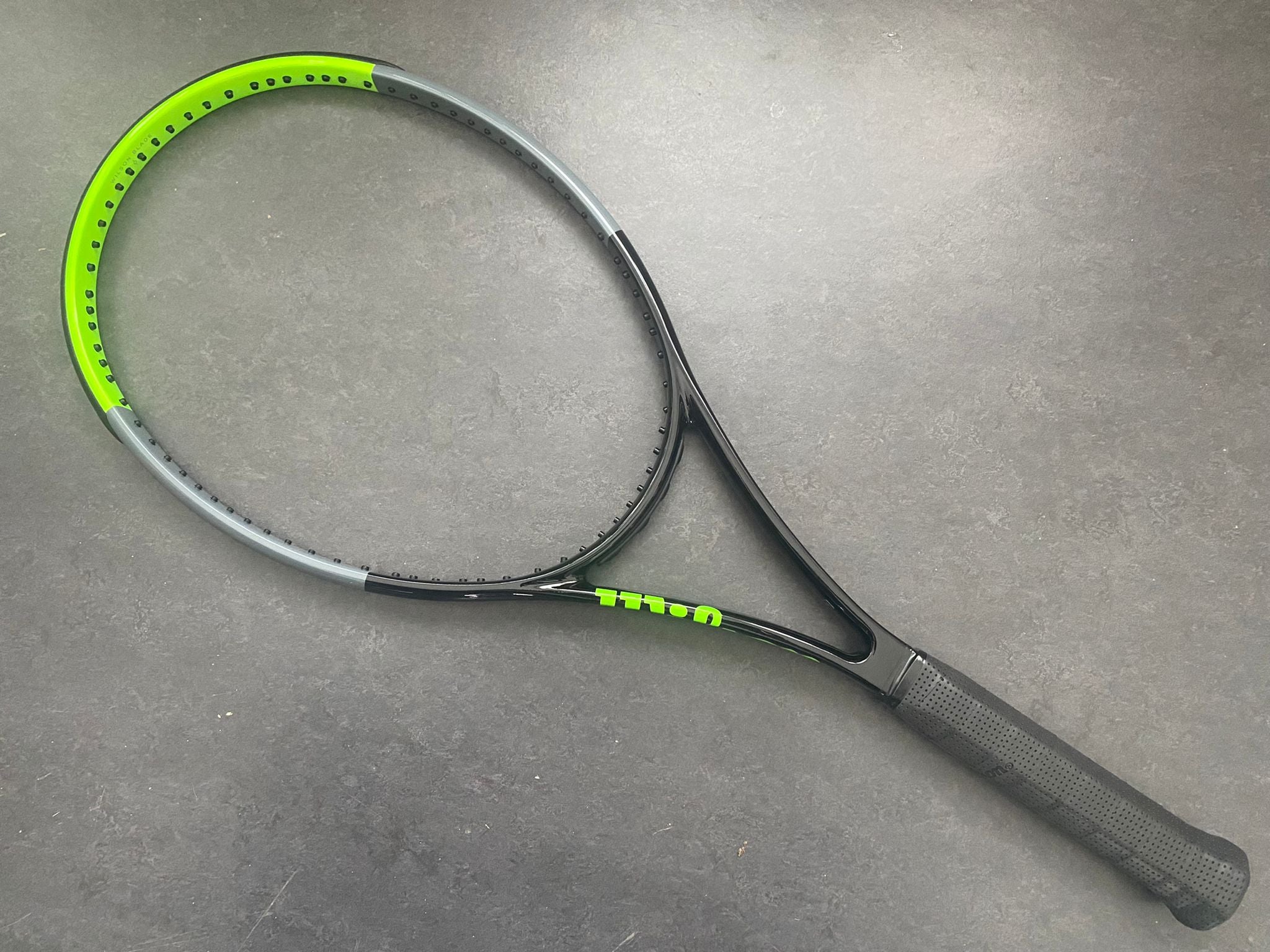 Wilson K Blade 98 K Factor Tennis Racquet Racket 4 1/4 Grip Set Of 2 Wilson K Blade 98 K Factor Tennis Racquet Racket 4 1/4 Grip Set Of 2