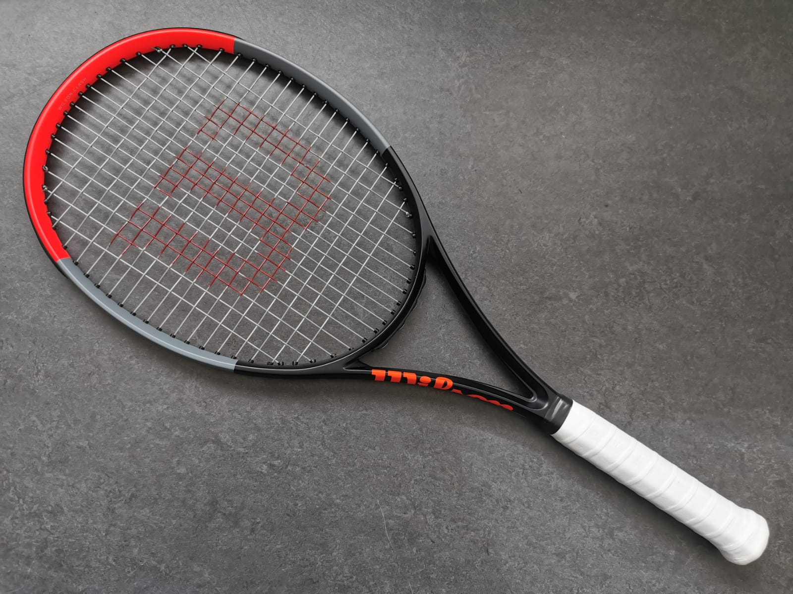 Wilson Pro Stock Clash 98 Tour (16X19)