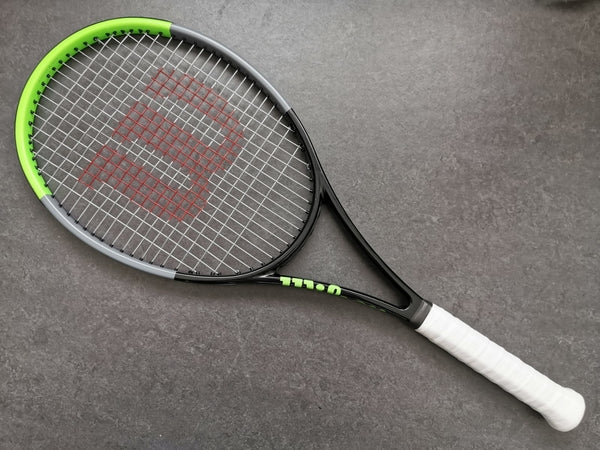 Wilson H22 Blade 98 Countervail  (18x20)