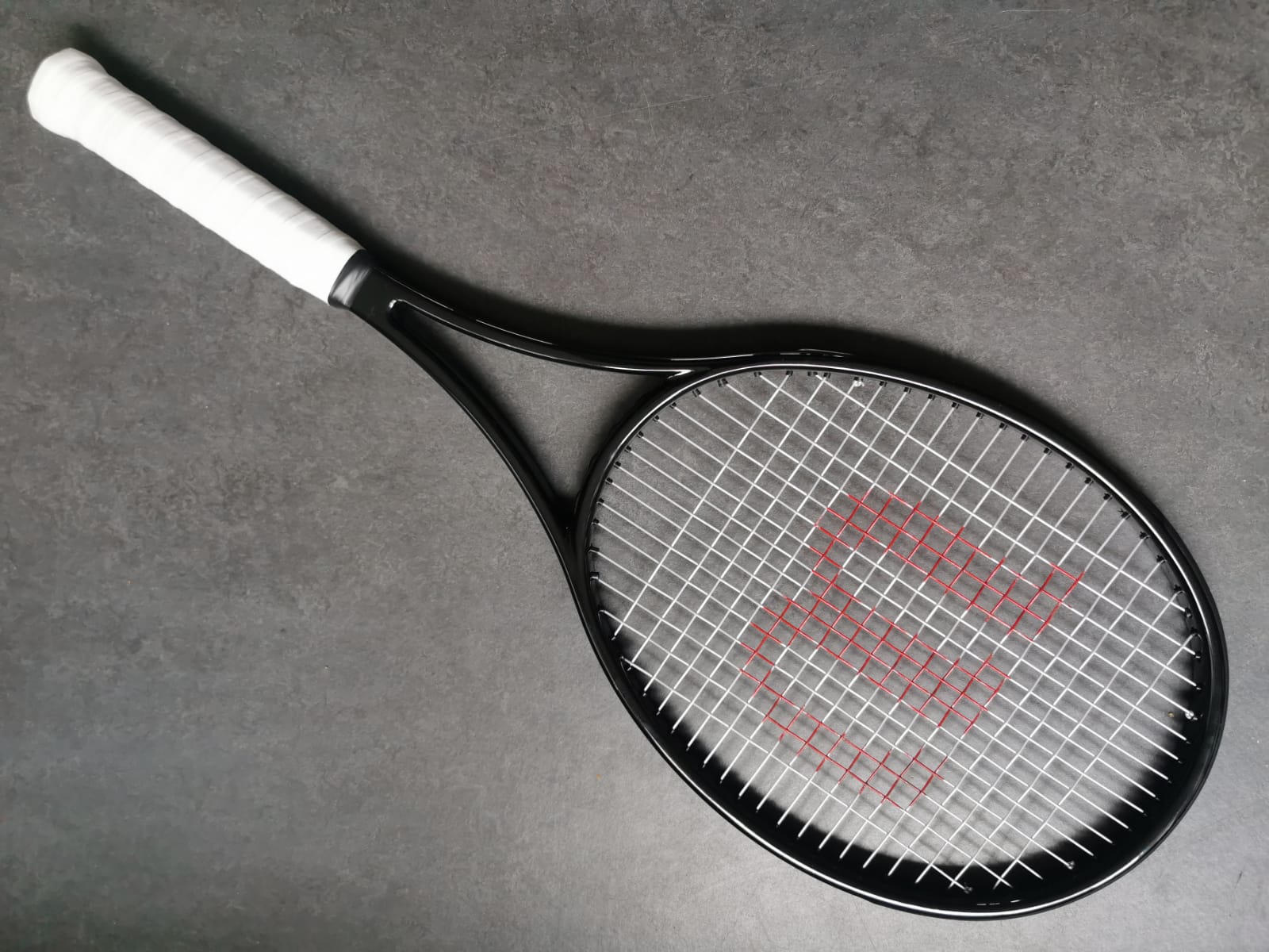 Wilson H19 Blacked Out (16x19)