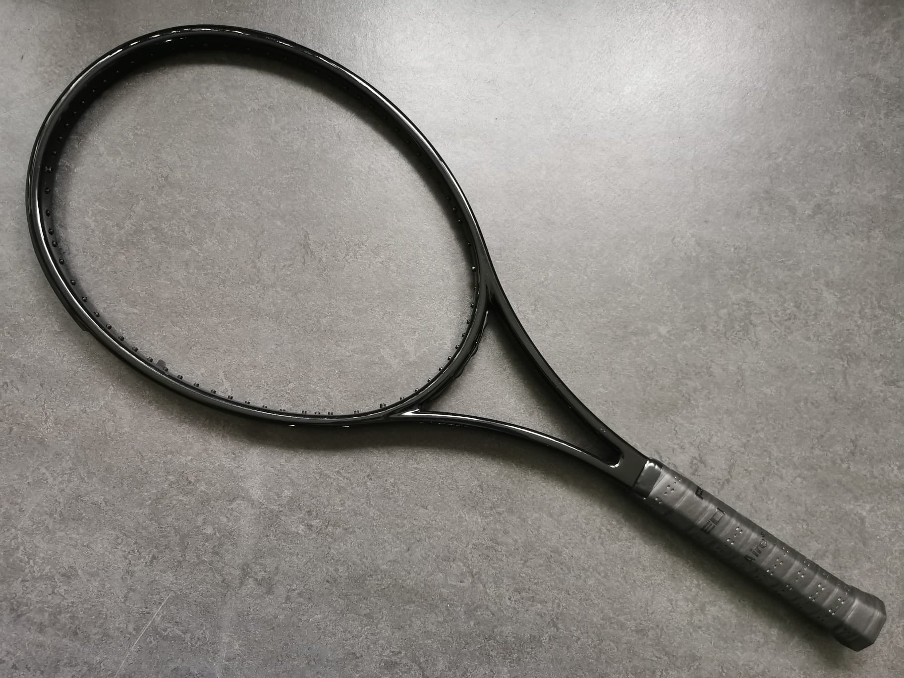 Wilson H19 Blacked Out (16x19)
