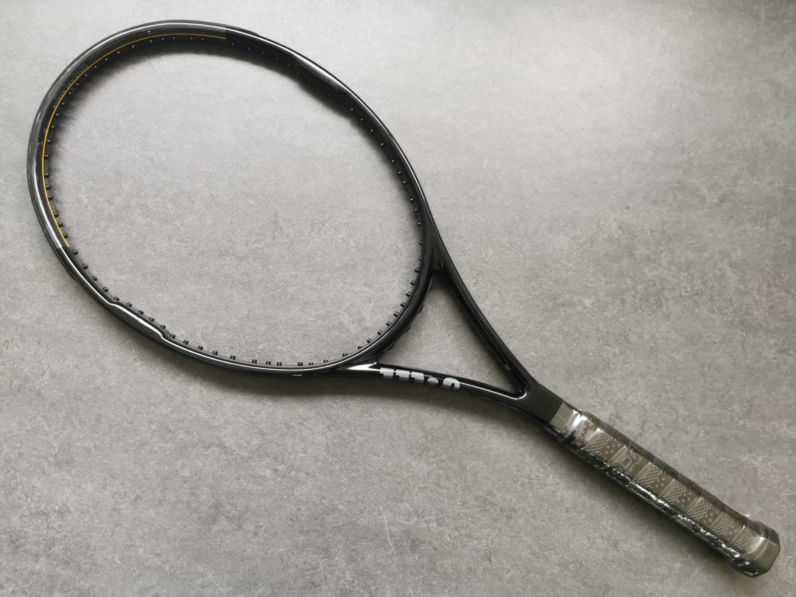 Wilson Pro Stock Six.One 95 XL (18X20)